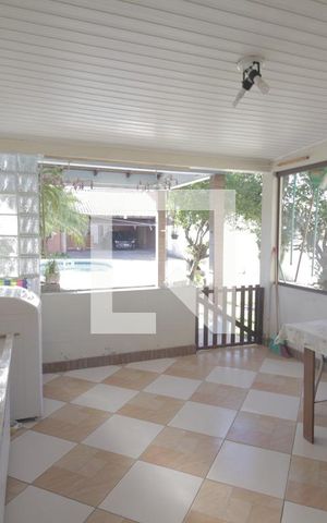 Casa à venda com 190m², 3 quartos e 3 vagasLavanderia