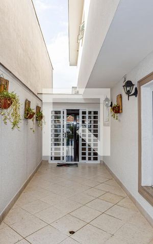 Casa para alugar com 223m², 3 quartos e 4 vagas Casa para alugar com 223m², 3 quartos e 4 vagasQuintal