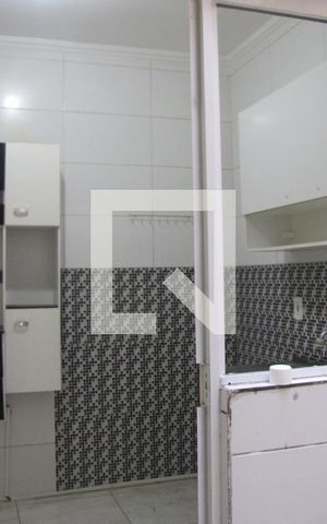 Casa de condomínio à venda com 69m², 2 quartos e 1 vagaÁrea de Serviço