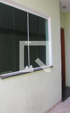 Casa de condomínio à venda com 69m², 2 quartos e 1 vagaFrente