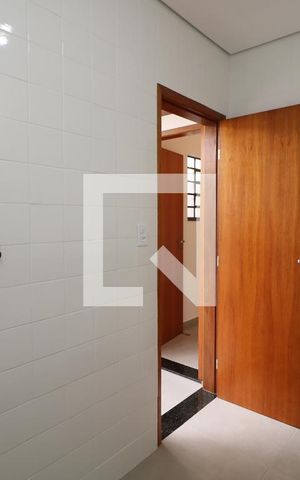 Casa à venda com 70m², 1 quarto e 1 vagaBanheiro
