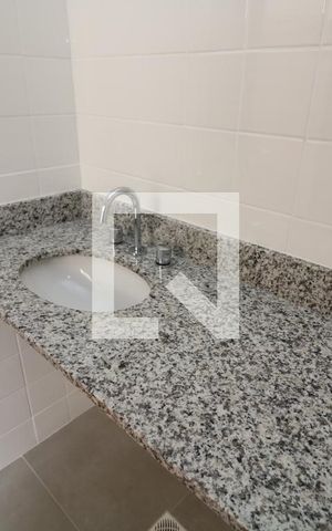 Casa à venda com 70m², 1 quarto e 1 vagaBanheiro