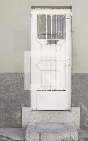 Casa para alugar com 60m², 1 quarto e sem vaga Casa para alugar com 60m², 1 quarto e sem vagaFachada