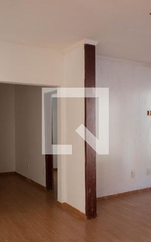 Casa à venda com 180m², 3 quartos e 2 vagas Casa à venda com 180m², 3 quartos e 2 vagasSala