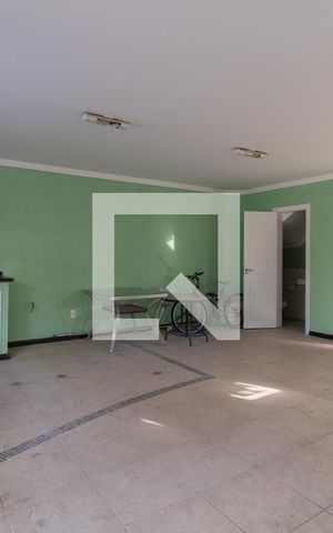 Casa de condomínio à venda com 195m², 3 quartos e 2 vagas Casa de condomínio à venda com 195m², 3 quartos e 2 vagasGaragem