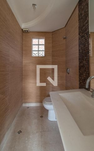 Casa de condomínio à venda com 195m², 3 quartos e 2 vagas Casa de condomínio à venda com 195m², 3 quartos e 2 vagasLavabo