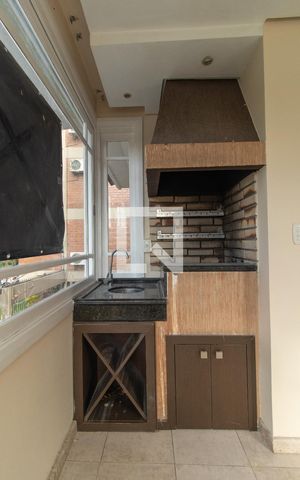 Casa de condomínio à venda com 195m², 3 quartos e 2 vagas Casa de condomínio à venda com 195m², 3 quartos e 2 vagasChurrasqueira