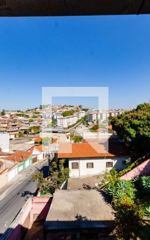 Casa à venda com 536m², 5 quartos e 3 vagas Casa à venda com 536m², 5 quartos e 3 vagasVista