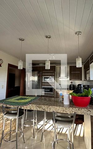 Casa à venda com 267m², 3 quartos e 2 vagasCozinha