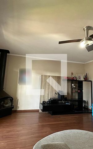 Casa à venda com 267m², 3 quartos e 2 vagasSala