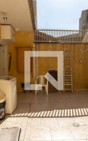 Casa à venda com 107m², 3 quartos e 2 vagas Casa à venda com 107m², 3 quartos e 2 vagasÁrea Externa