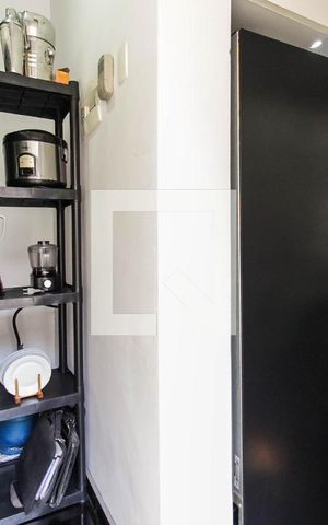 Casa à venda com 250m², 2 quartos e 4 vagas Casa à venda com 250m², 2 quartos e 4 vagasCozinha