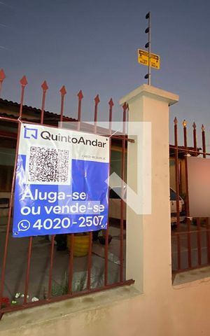 Casa para alugar com 80m², 3 quartos e 1 vagaPlaca