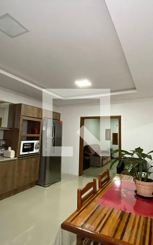 Casa para alugar com 80m², 3 quartos e 1 vagaCozinha