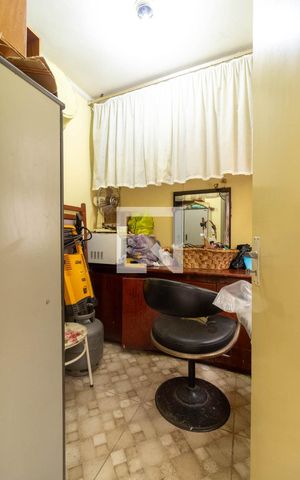 Casa à venda com 150m², 3 quartos e 2 vagas Casa à venda com 150m², 3 quartos e 2 vagasQuarto de Serviço