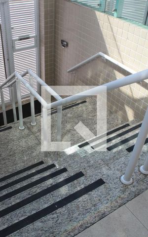 Apartamento para alugar com 74m², 2 quartos e 1 vagaÁrea comum