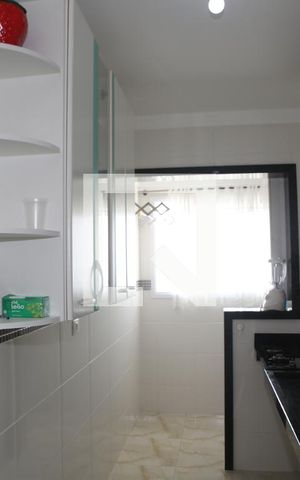 Apartamento para alugar com 74m², 2 quartos e 1 vagaCozinha