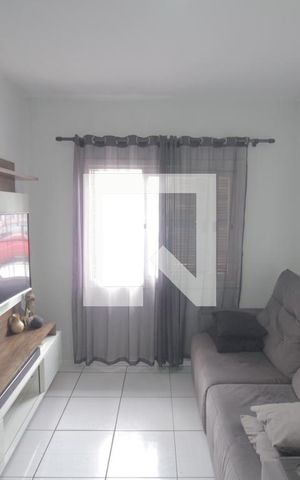 Casa à venda com 80m², 2 quartos e 1 vagaSala de TV