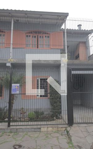 Casa à venda com 80m², 2 quartos e 1 vagaFachada