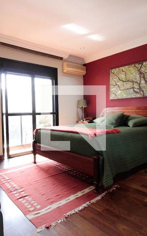 Apartamento à venda com 267m², 4 quartos e 4 vagasSuíte 4