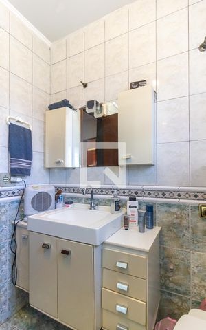 Casa à venda com 249m², 4 quartos e 3 vagas Casa à venda com 249m², 4 quartos e 3 vagasBanheiro da Suíte 1