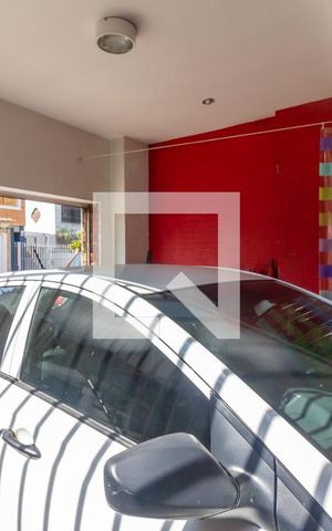 Casa à venda com 249m², 4 quartos e 3 vagas Casa à venda com 249m², 4 quartos e 3 vagasGaragem