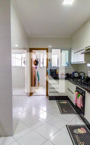 Apartamento para alugar com 130m², 3 quartos e 2 vagasCozinha