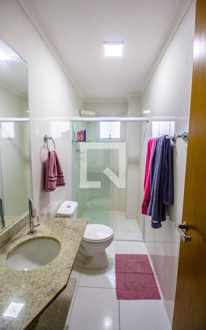 Apartamento para alugar com 130m², 3 quartos e 2 vagasBanheiro Social