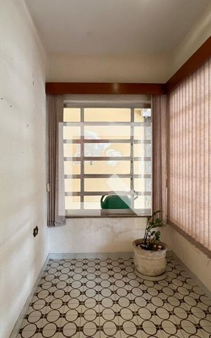 Casa para alugar com 250m², 3 quartos e 2 vagasHall