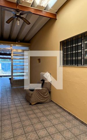 Casa para alugar com 250m², 3 quartos e 2 vagasVaranda