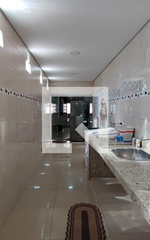 Casa à venda com 300m², 5 quartos e 8 vagasÁrea de Serviço