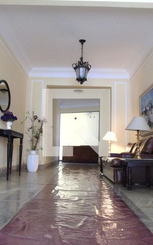 Apartamento à venda com 100m², 2 quartos e sem vagaHall de entrada