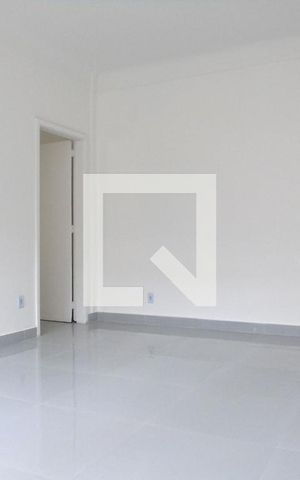 Apartamento à venda com 100m², 2 quartos e sem vagaSala