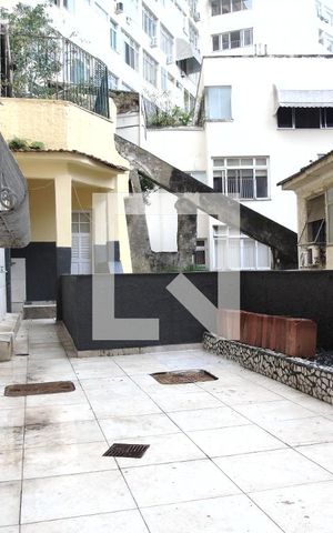 Apartamento à venda com 100m², 2 quartos e sem vagaQuintal