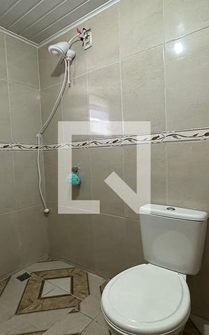 Casa à venda com 130m², 3 quartos e 2 vagasBanheiro