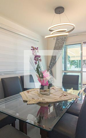 Casa de condomínio para alugar com 150m², 3 quartos e 2 vagas Casa de condomínio para alugar com 150m², 3 quartos e 2 vagasSala
