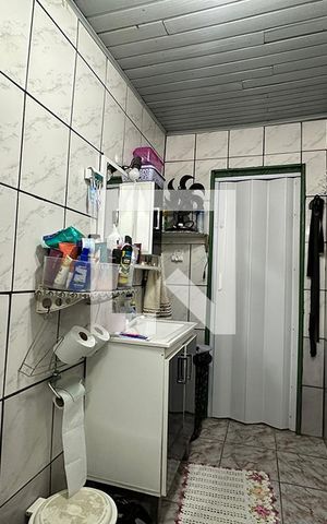 Casa à venda com 80m², 2 quartos e 2 vagasBanheiro