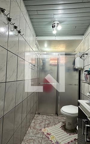 Casa à venda com 80m², 2 quartos e 2 vagasBanheiro