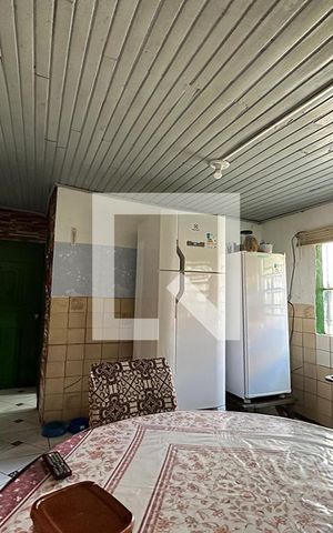 Casa à venda com 80m², 2 quartos e 2 vagasCozinha