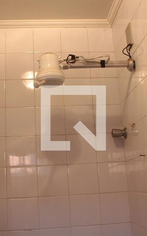 Casa à venda com 650m², 4 quartos e 4 vagasBanheiro de Serviço