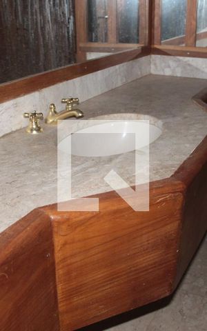 Casa à venda com 650m², 4 quartos e 4 vagasBanheiro
