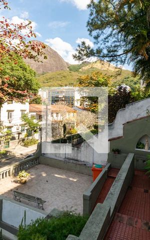 Casa à venda com 480m², 4 quartos e 2 vagasQuintal
