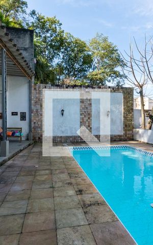Casa à venda com 480m², 4 quartos e 2 vagasTerraço