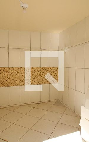 Casa para alugar com 48m², 1 quarto e sem vagaÁrea de Serviço