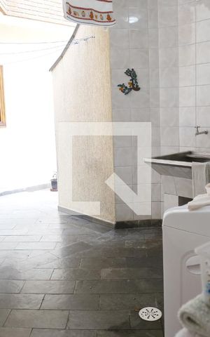 Casa à venda com 350m², 3 quartos e sem vagaÁrea de Serviço