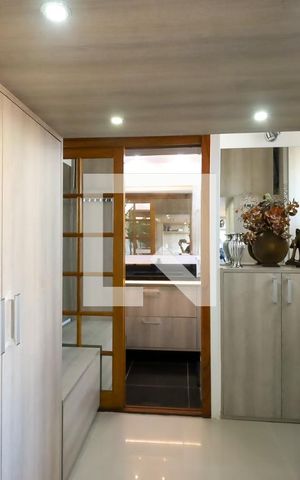 Casa à venda com 198m², 3 quartos e 2 vagasSuíte casa 2