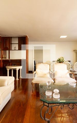 Apartamento à venda com 173m², 4 quartos e 1 vaga Apartamento à venda com 173m², 4 quartos e 1 vagaDetalhe da sala
