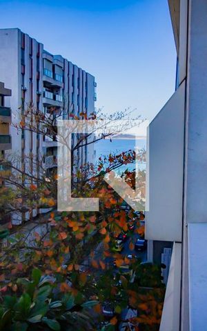 Apartamento à venda com 173m², 4 quartos e 1 vaga Apartamento à venda com 173m², 4 quartos e 1 vagaVista da sala