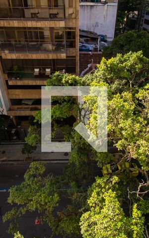 Apartamento à venda com 173m², 4 quartos e 1 vaga Apartamento à venda com 173m², 4 quartos e 1 vagaVista do banheiro social