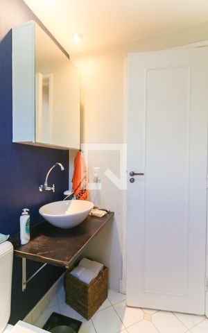 Apartamento à venda com 85m², 1 quarto e 1 vaga Apartamento à venda com 85m², 1 quarto e 1 vagaBanheiro